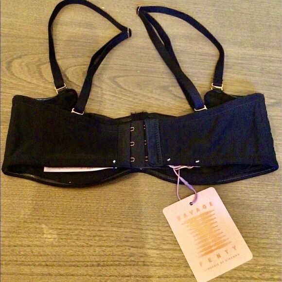 SAVAGE X FENTY (2 PC SET) SHEER BLACK ROBE (L) & BRA (32D) NWT - Picture 13 of 16